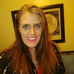 Meet your Posher, Whitney